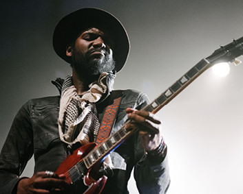 Default_garyclarkjr_bild_353x283